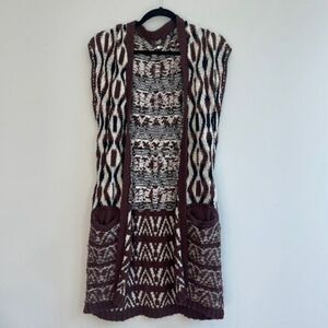 Anthropologie Knitted and Knotted Twisted Yarn Sleeveless Cardigan Medium